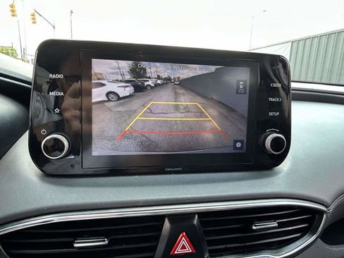 Used 2022 Hyundai Santa Fe SEL image 16