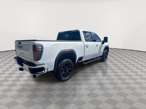 Used 2024 GMC Sierra 2500 AT4 w/ AT4 Premium Plus Package AWD/4WD image 8