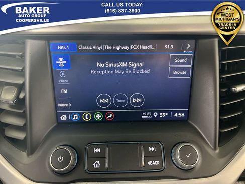 Certified 2023 GMC Acadia SLE w/ Driver Convenience Package image 14