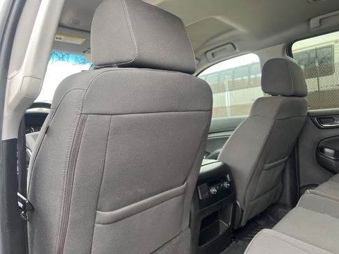 Used 2019 Chevrolet Tahoe LS image 13