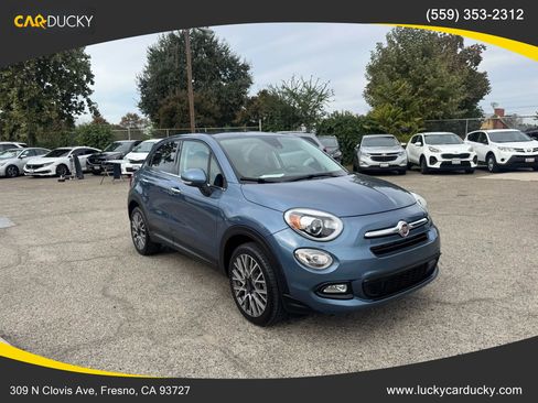 Used 2017 FIAT 500X Lounge w/ Advanced Safety Package image 3