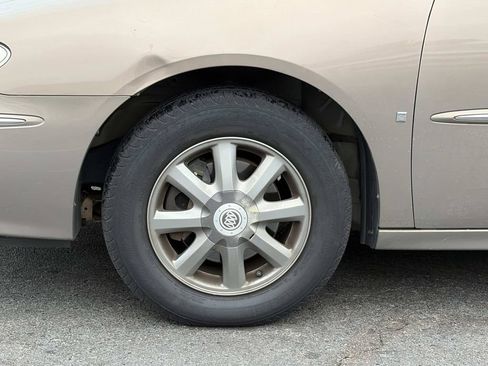 Used 2007 Buick LaCrosse CXL w/ Driver Confidence Package FWD image 11