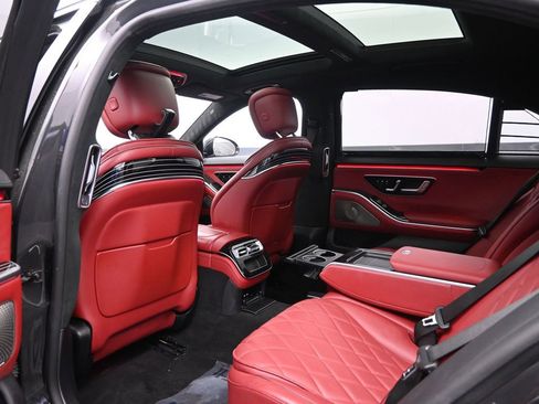 Used 2022 Mercedes-Benz S 580 4MATIC Sedan image 22