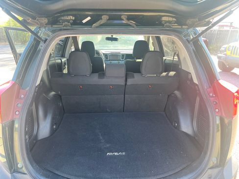 Used 2013 Toyota RAV4 XLE AWD/4WD image 29