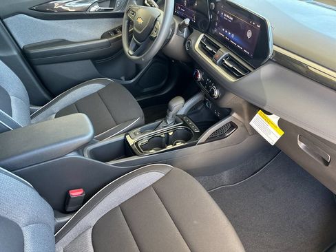 New 2026 Chevrolet TrailBlazer LS w/ LS Convenience Package FWD image 15