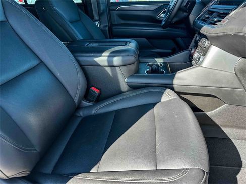 Used 2023 Chevrolet Tahoe LT w/ Luxury Package image 20