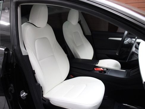 Used 2022 Tesla Model 3 image 28