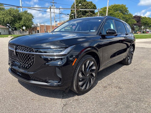 New 2026 Lincoln Nautilus Reserve w/ Jet Appearance Package AWD/4WD image 5