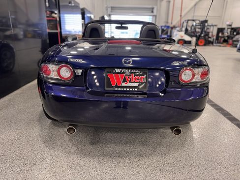 Used 2007 MAZDA MX-5 Miata Sport image 26