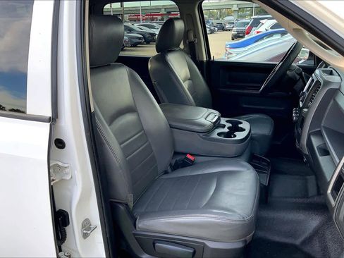 Used 2017 RAM 3500 Tradesman image 8