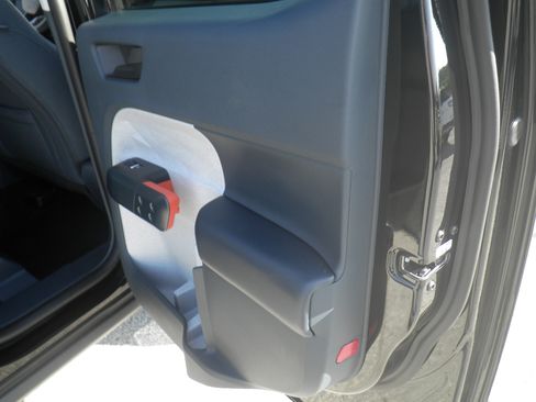 Used 2023 Ford Maverick XLT w/ Equipment Group 300A Standard image 27