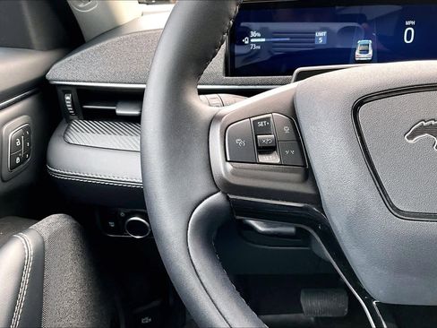 Used 2025 Ford Mustang Mach-E Premium image 23