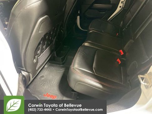 Used 2019 Jeep Wrangler Unlimited Rubicon w/ Uconnect 4C Nav & Sound Group image 22