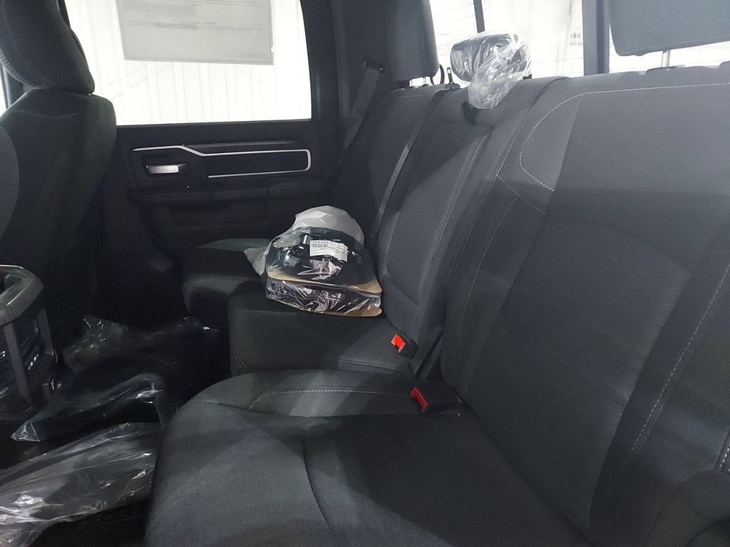 New 2026 RAM 3500 Big Horn AWD/4WD image 28