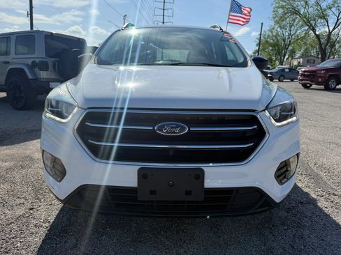 Used 2019 Ford Escape SE FWD image 9