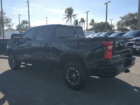 Used 2024 Chevrolet Silverado 1500 ZR2 w/ Technology Package image 7