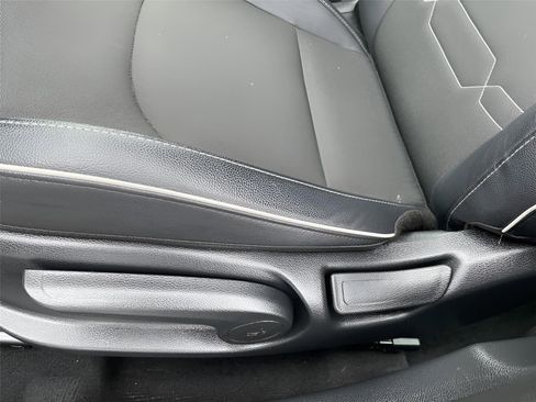 Used 2024 Kia Forte GT-Line w/ GT-Line Premium Package image 23