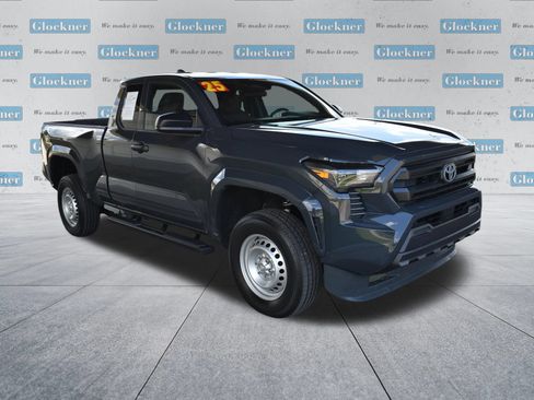 Used 2025 Toyota Tacoma SR w/ Towing Package RWD image 3