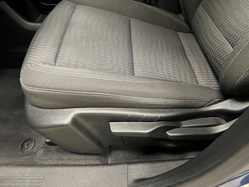 Used 2025 Chevrolet Equinox LT image 21