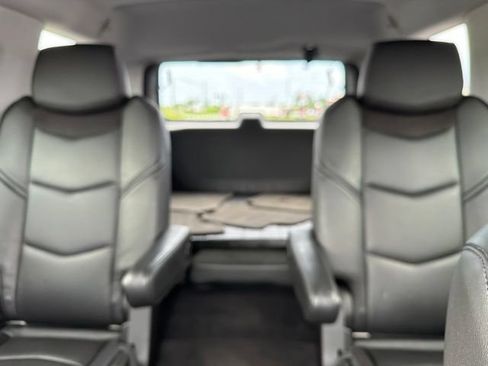 Used 2015 Cadillac Escalade Premium AWD/4WD image 24
