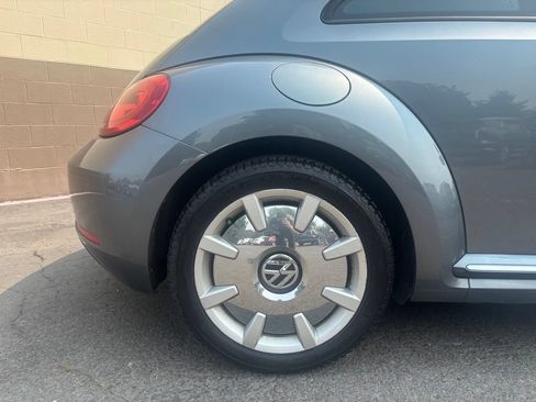 Used 2015 Volkswagen Beetle 1.8T FWD image 4