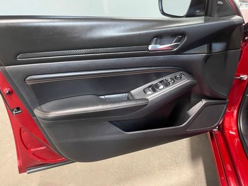 Used 2019 Nissan Altima 2.5 SR w/ SR Premium Package image 20