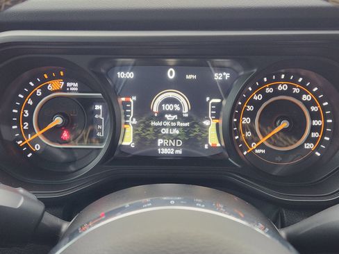 Used 2024 Jeep Wrangler Sahara w/ Technology Group image 16