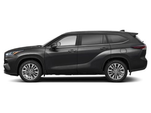 New 2026 Toyota Highlander Platinum AWD/4WD image 3