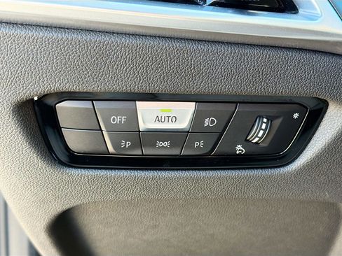 Used 2025 BMW M240i xDrive M240i image 38