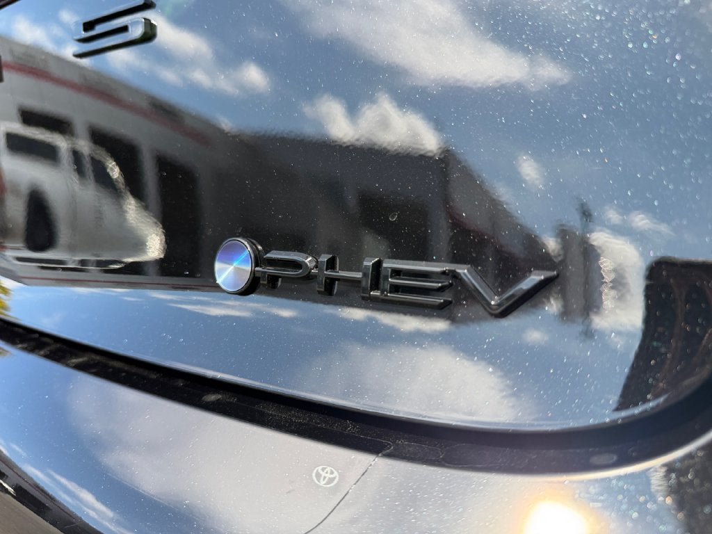 New 2027 Toyota Prius Plug-In Hybrid FWD image 34