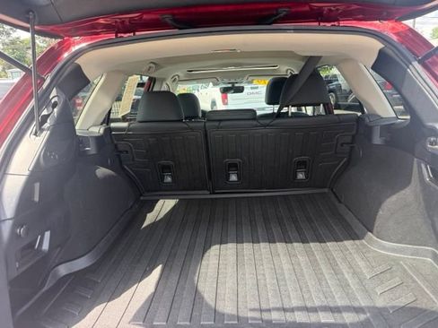 Used 2019 Subaru Outback 2.5i Limited AWD/4WD image 11