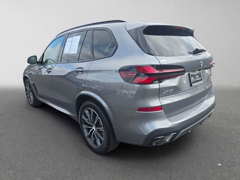 Used 2026 BMW X5 xDrive40i w/ M Sport Package AWD/4WD image 5