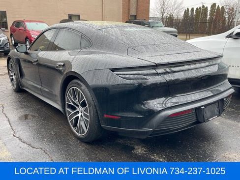 Used 2021 Porsche Taycan image 2