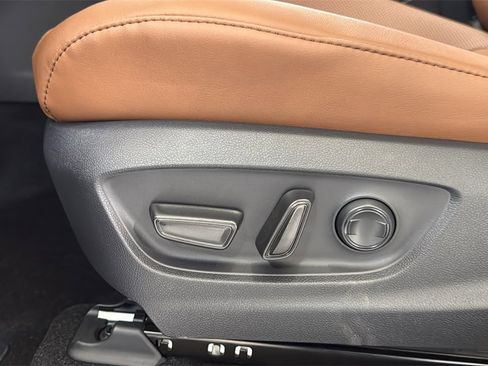 New 2026 Toyota Crown Signia image 14