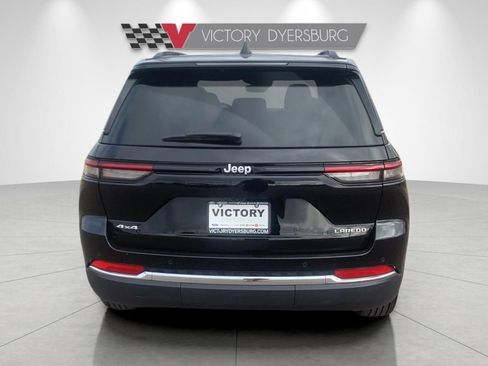 Used 2024 Jeep Grand Cherokee Laredo image 7