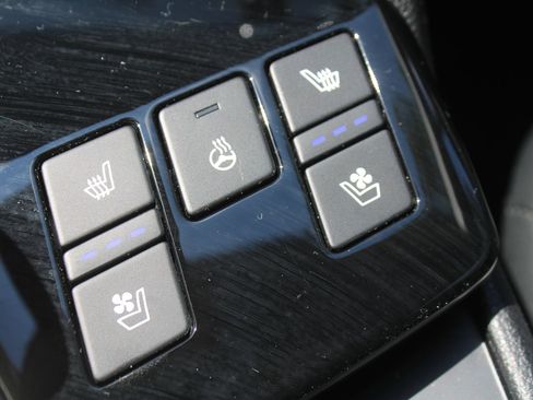 Certified 2025 Kia Sportage SX FWD image 40