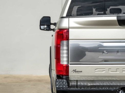 Used 2017 Ford F250 Platinum w/ Platinum Ultimate Package image 51