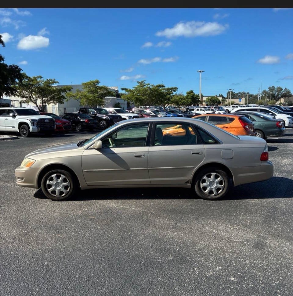 Used 2003 Toyota Avalon XL FWD image 2