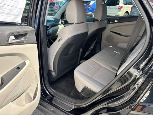 Used 2019 Hyundai Tucson Value AWD/4WD image 11