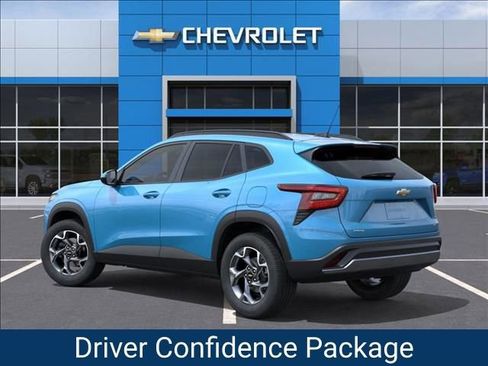 New 2026 Chevrolet Trax LT w/ Driver Confidence Package image 3