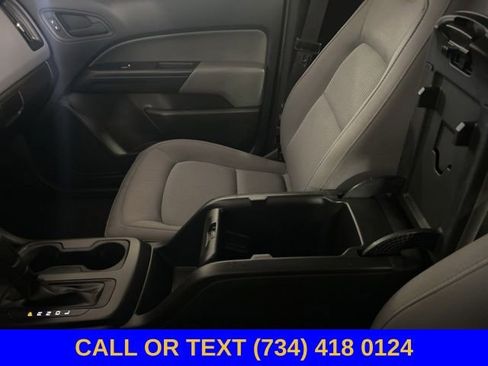 Used 2021 Chevrolet Colorado W/T AWD/4WD image 23