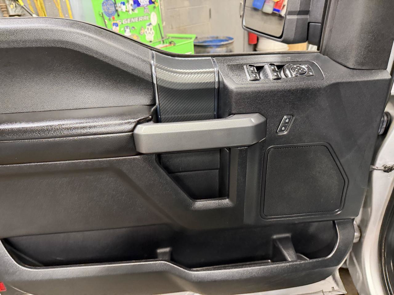 Used 2018 Ford F150 XLT w/ Equipment Group 302A Luxury AWD/4WD image 9