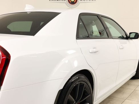 Used 2023 Chrysler 300 C RWD image 41