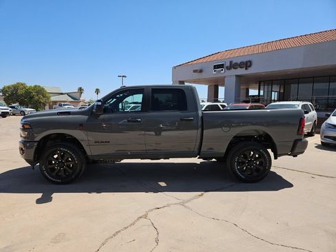 New 2026 RAM 2500 Big Horn AWD/4WD image 2