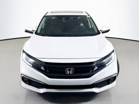 Used 2019 Honda Civic Touring image 2