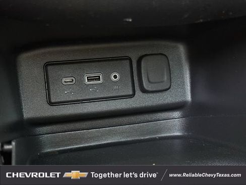 Used 2024 Chevrolet Equinox RS w/ LPO, Roadside Safety Package FWD image 21
