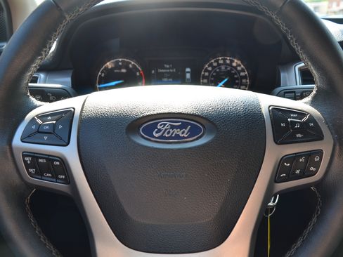 Used 2019 Ford Ranger XLT w/ FX4 Off-Road Package image 10