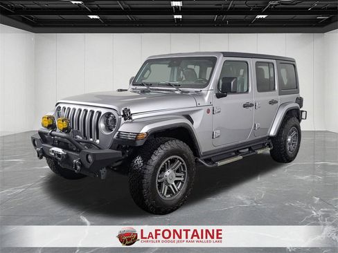 Used 2020 Jeep Wrangler Unlimited Sahara image 1