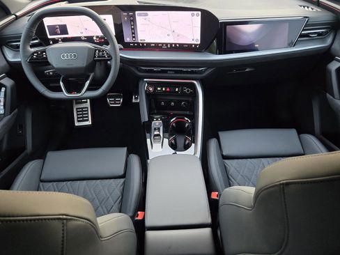 New 2026 Audi SQ5 Premium Plus image 12
