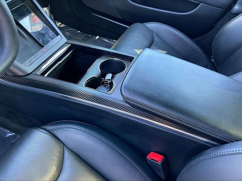 Used 2021 Tesla Model S Plaid image 6